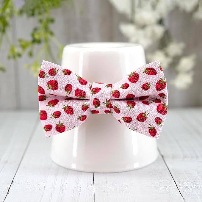 Ultra Joys Cat Collar with Bells - Breakaway for Cats, Boy & Girl Cat Collars Kitten Collar with Bell - Break Away Collar for Cats - Breakaway Cat Collar with Bowtie Strawberry Large
