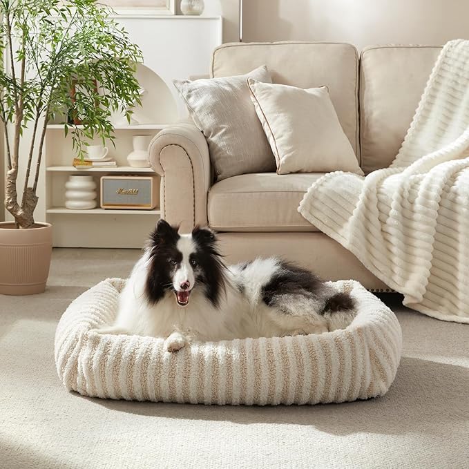 MIXJOY Dog Bed Medium Size Dog, Washable Medium Dogs Bed with Removable Cover, Soft Rectangle Pet Ded Fluffy Plush Faux Fur Pet Bed with Anti-Slip Bottom, 30"x30"x8", White
