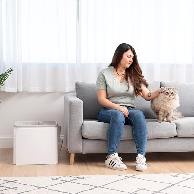 IRIS USA Cat Litter Box Top-Entry Square Top Entry Litter Box with Scoop, Enclosed Litterbox with Odor Control, Dog Proof Covered Litter Box Design, Easy to Clean, White/Gray