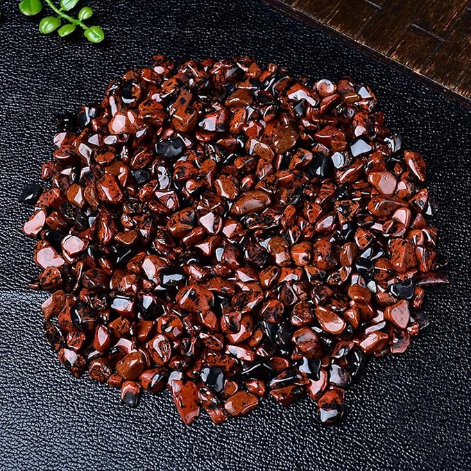 Erliway 100g Natural Red Obsidian Crystal Chips 7-9mm Tumbled Stones | Small Crushed Crystal Stone, Polished Crystals Chips for Fish Tank, Healing Tumbled Rocks for Reiki Jewelry Making Home Décor