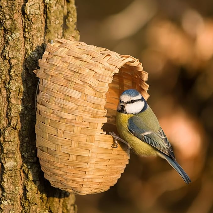 Finch Nests for Cages - Small Bird Nest with Metal Hook, Hand-Woven Box Natural Bamboo Cage Accessories, Hut Toy Hanging Shelter Warm Bird Houses, Handmade Hideout House, Outdoor Balcony Art Crafts