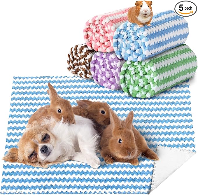 Hahafelt 5 Pcs Waterproof Guinea Pig Fleece Bedding Blankets Absorbent Guinea Pig Cage Liner Washable Small Animal Pee Pad Reusable Pet Blanket Wash Cloth Bedding Mat Pad (Multi Colors,18 x 24 Inch)