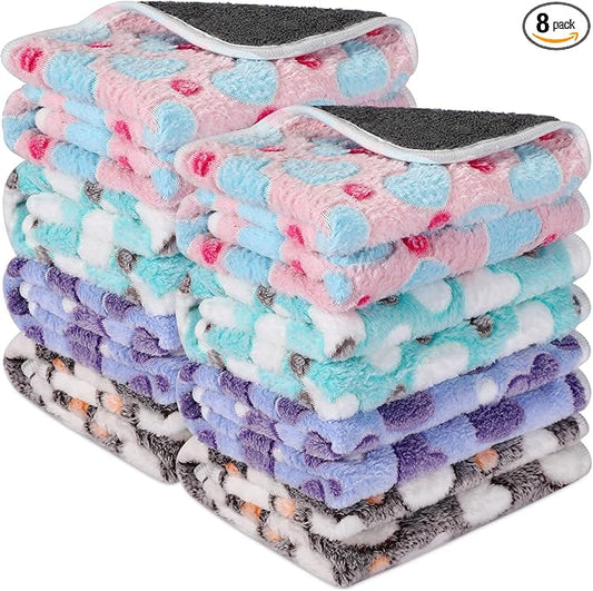 Tudomro 8 Pcs Guinea Pig Blankets Washable Small Pet Fleece Bedding Cage Liners Double Sided Pet Reusable Sleep Mat Pad Cover for Ferret Chinchilla Furniture Protection(Heart,16 x 24 Inch)