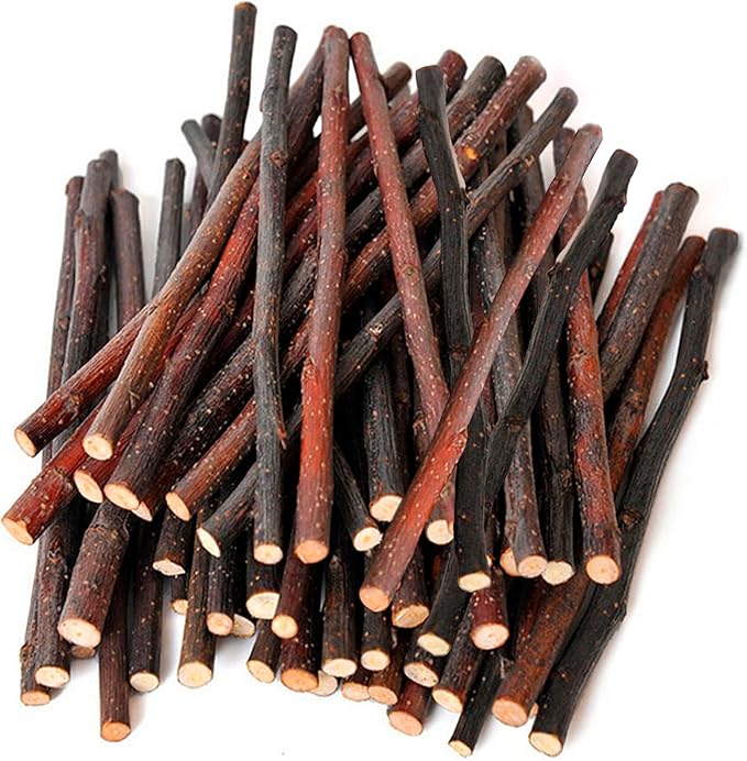 SunGrow Apple Sticks, Wood Chew Sticks for Rabbits, Chinchillas, Bunny, Hamster, Squirrel, Guinea Pigs, Small Animals Molar Pet Chew Toys Treat for Teeth Grinding 200g (7 oz)