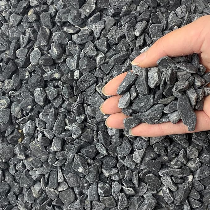 FANTIAN 2lbs Black Gravel, 3/8 Inch Black Stones. Decorative Black Rocks for Succulent Plants, Vase, Cactus, Bamboo Plants and Outdoor Garden Landscaping