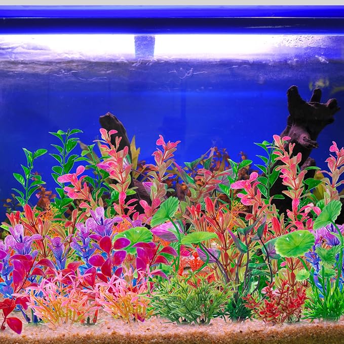 25 Pack Artificial Aquarium Plants, Plastic Small Fish Tank Plants | Small Size 4 inch Approximate Height Fish Tank Decorations Home Décor Plastic Red