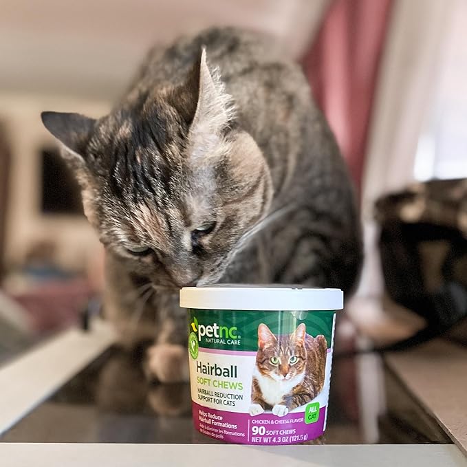 Petnc Hairball Soft Chews for Cats (90 Count), Helps Reduce Cat Hairball Formation with Mineral Oil & Black Pepper Extract, Chicken & Cheese Flavor, For Felines of All Ages & Breeds