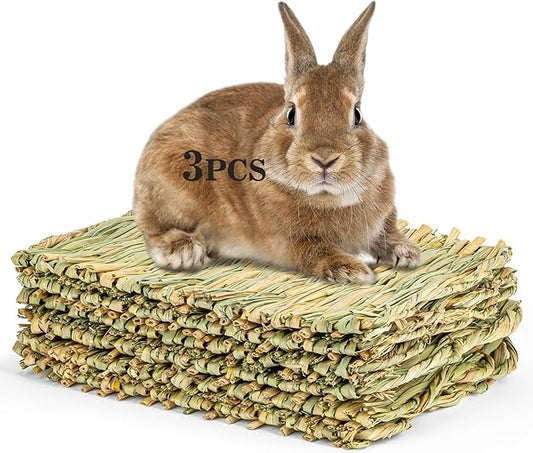 Sukh 3 PCS Rabbit Grass Mats - Natural Hay Woven Bunny Rabbit Bad Cage Mats Pet Bedding Cooling Sleeping Nesting & Toys for Hamster Bunny Chinchilla Guinea Pig Mouse Bird and Other Small Animals