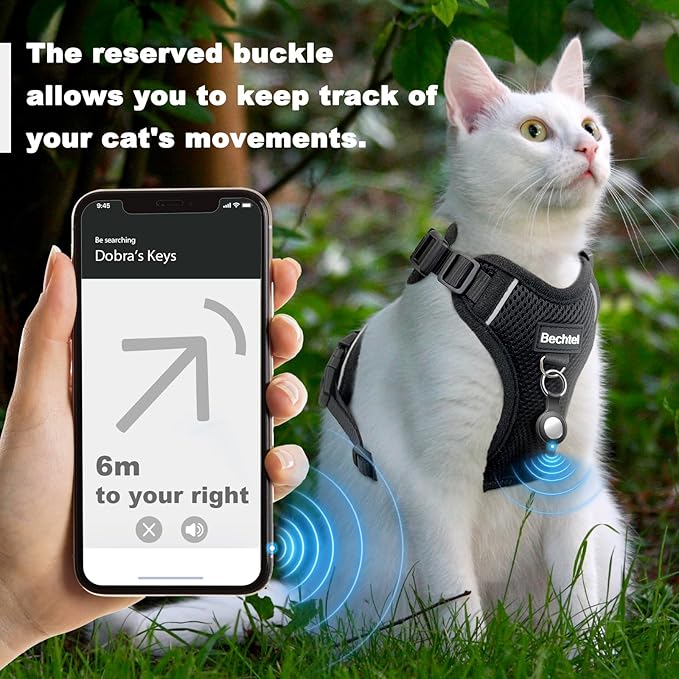 Cat Harness and Leash for Walking, The Upgrade Can be Adjusted in Four Directions and Breathable Cat Harness for Anti Escape that can be Fitted and Positioned, Reflective Strips Harness, Black, M