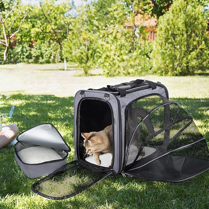 Large Cat Carrier with Litter Box, Expandable Cat Carrier for Car Travel, 17.3"x16.2"x13" Soft-Sided Pet Carrier, Collapsible Pet Carrier for Car Travel with Lockable Zippers for Medium Large Cat