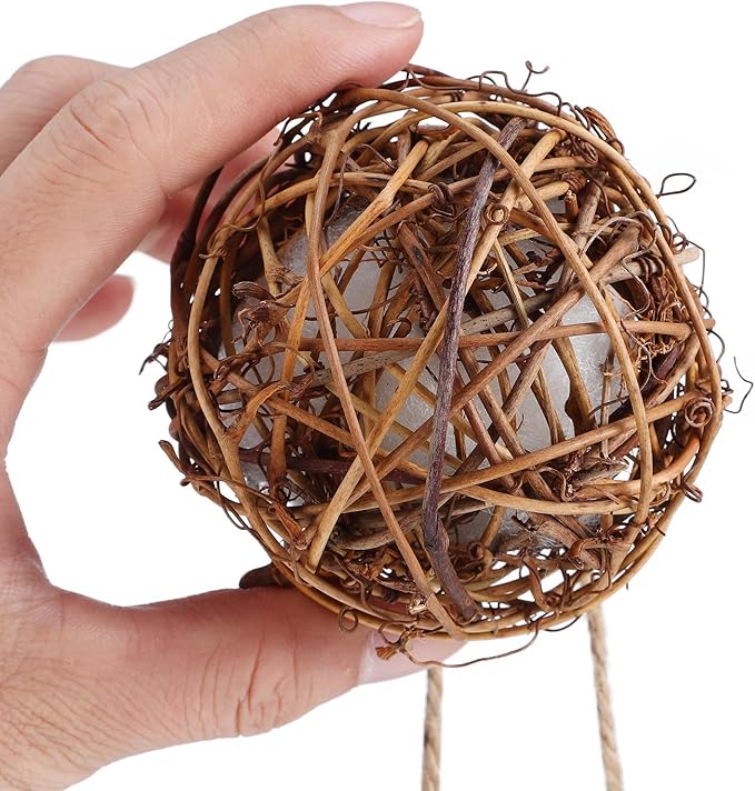 Yardwe 2PCS Bird Nesting Material Balls, Bird Nesting Material for Outdoor Hummingbird Houses, 3.14 Inch Unique Hanging Nest Balls Ideal for DIY Craft Lovers