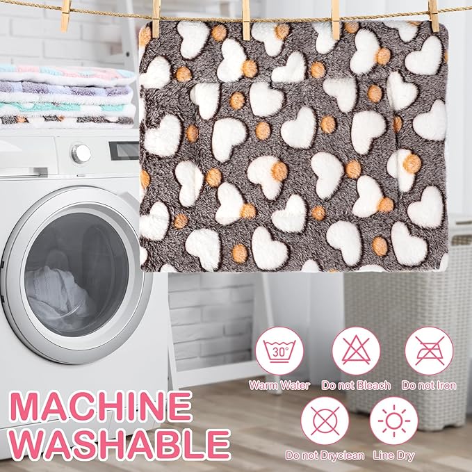 Haull 4 Pcs Waterproof Guinea Pig Bedding Guinea Pig Bed Plush Cage Liners Soft Rabbit Dog Crate Pad Cat Mat Reversible Cozy Animal Pee Pad Hamster Bunny Mat Accessory(Heart,13 x 10 Inch)