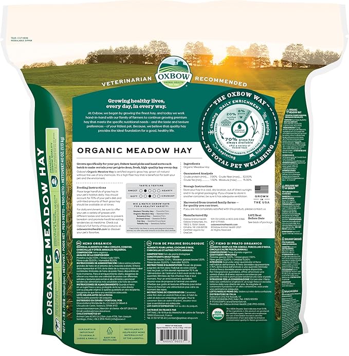 Oxbow Organic Meadow Hay, Guinea Pig & Rabbit Hay, Small Pet Bunny Supplies, All Natural Grass for Guinea Pig, Bunny, Chinchilla & Hamster, Rabbit Supplies for Bunnies, 40 oz Bag