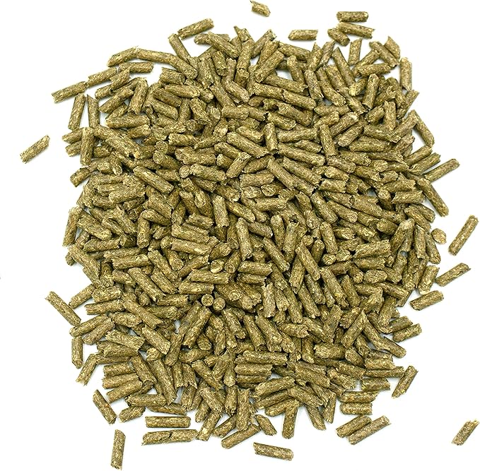 Oxbow Essentials Senior Guinea Pig Food, Made with Oxbow Alfalfa for Guinea Pig, Pet Food Pellets with Vitamin C, Small Animal Pet Products, Made in USA, High Fiber, 8 lb. Bag